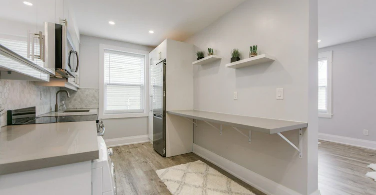 1-1492 Dundas Street E, Toronto, ON, M4M 1S9 - 3