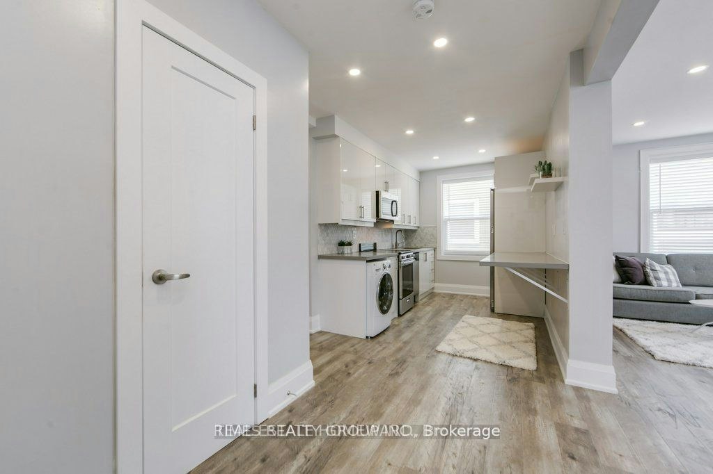 1-1492 Dundas Street E, Toronto, ON, M4M 1S9 - 12