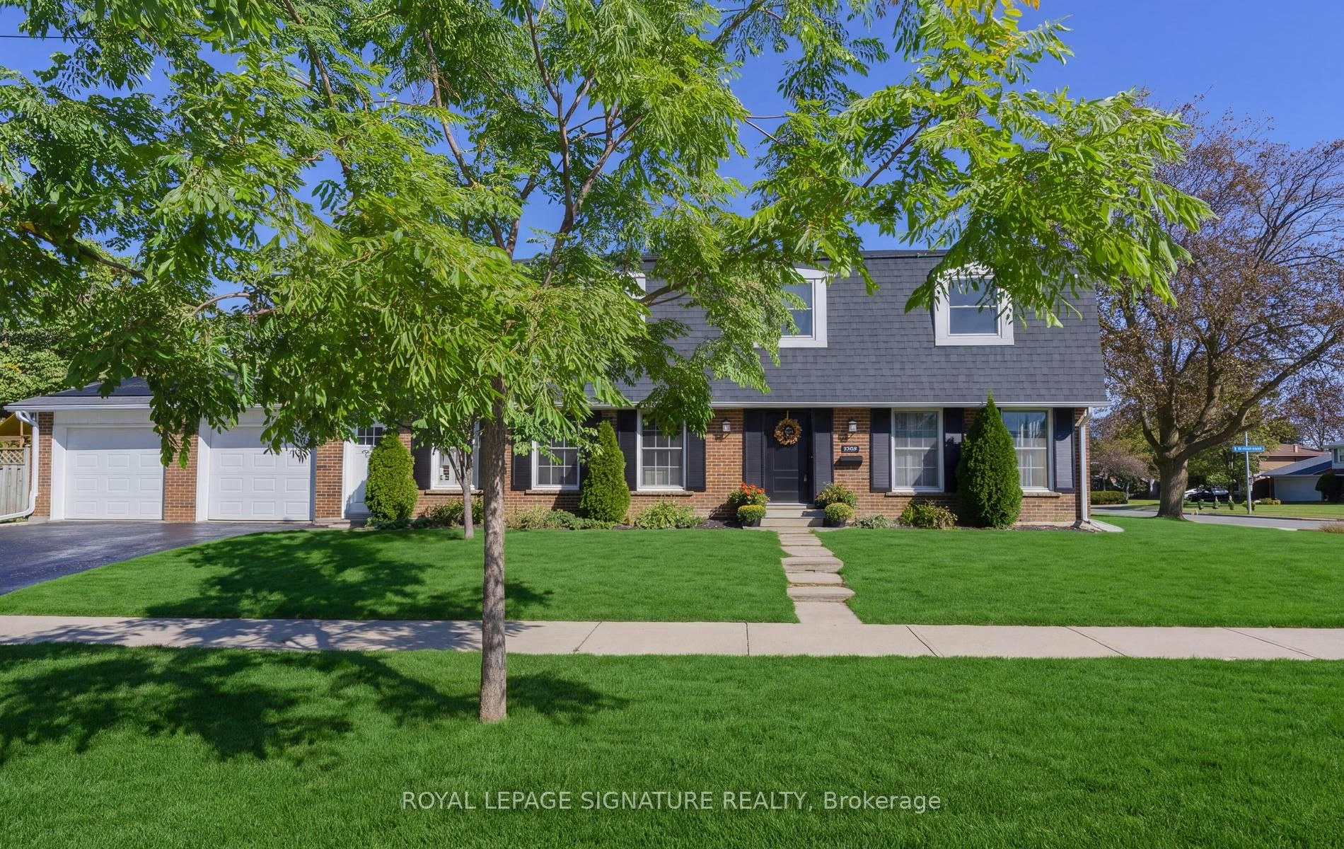 1 Kenmanor Boulevard, Toronto, ON, M1W 1R4