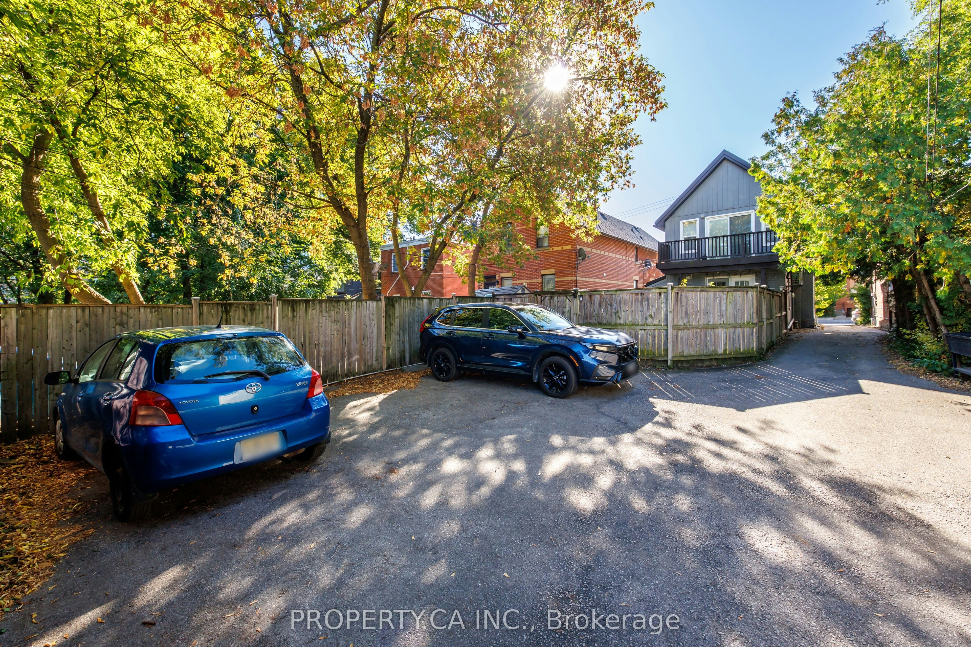 112 Stephenson Avenue, Toronto, ON, M4C 1G4 - 19