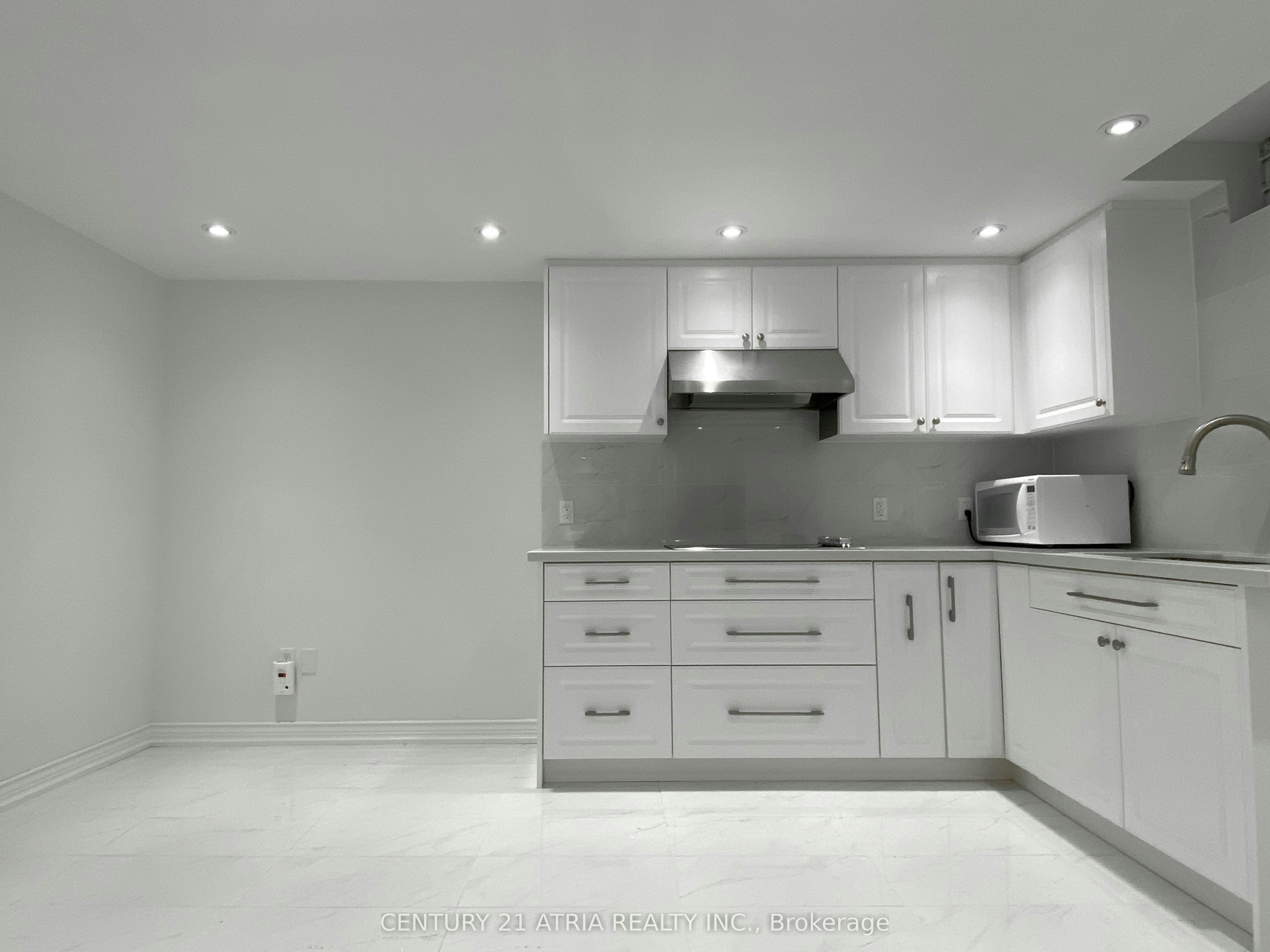 Lower-40 Alanbull Square, Toronto, ON, M1V 4M1 - 9