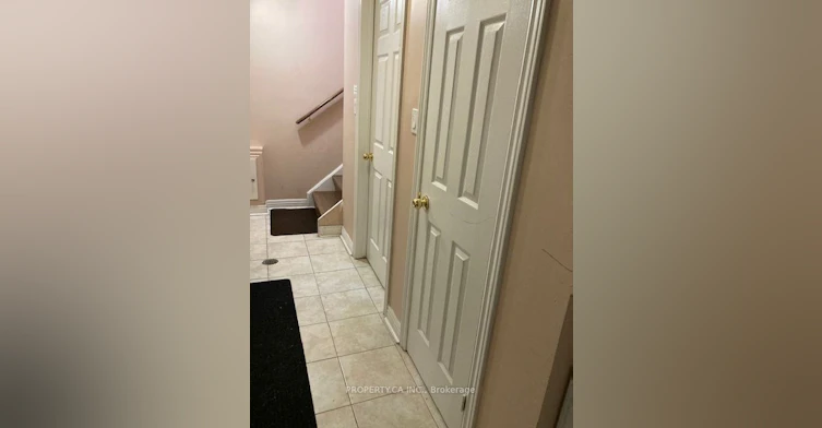 Lower A-2194 Wildwood Crescent E, Pickering, ON, L1X 2R6 - 2
