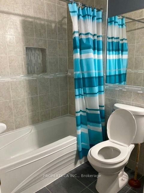 Lower A-2194 Wildwood Crescent E, Pickering, ON, L1X 2R6 - 12