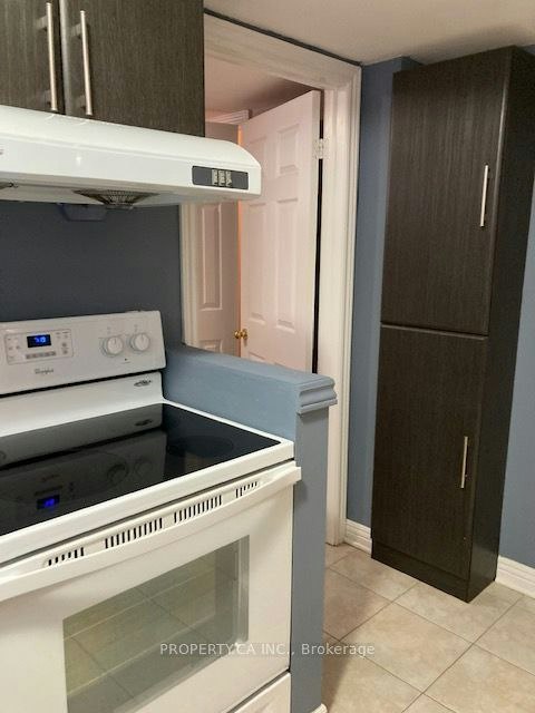 Lower A-2194 Wildwood Crescent E, Pickering, ON, L1X 2R6 - 9