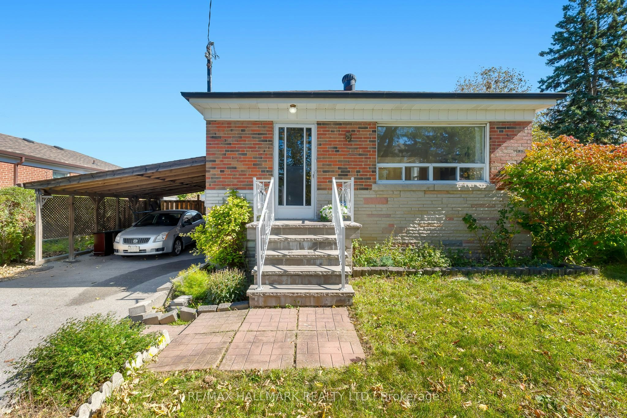 3 Armada Court, Toronto, ON, M1G 1W9