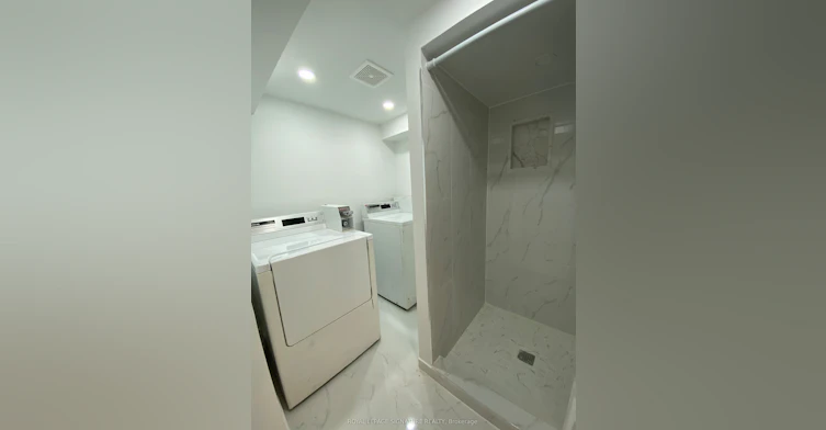 Lower Level-123 Mildenhall Place, Whitby, ON, L1M 0E4 - 14