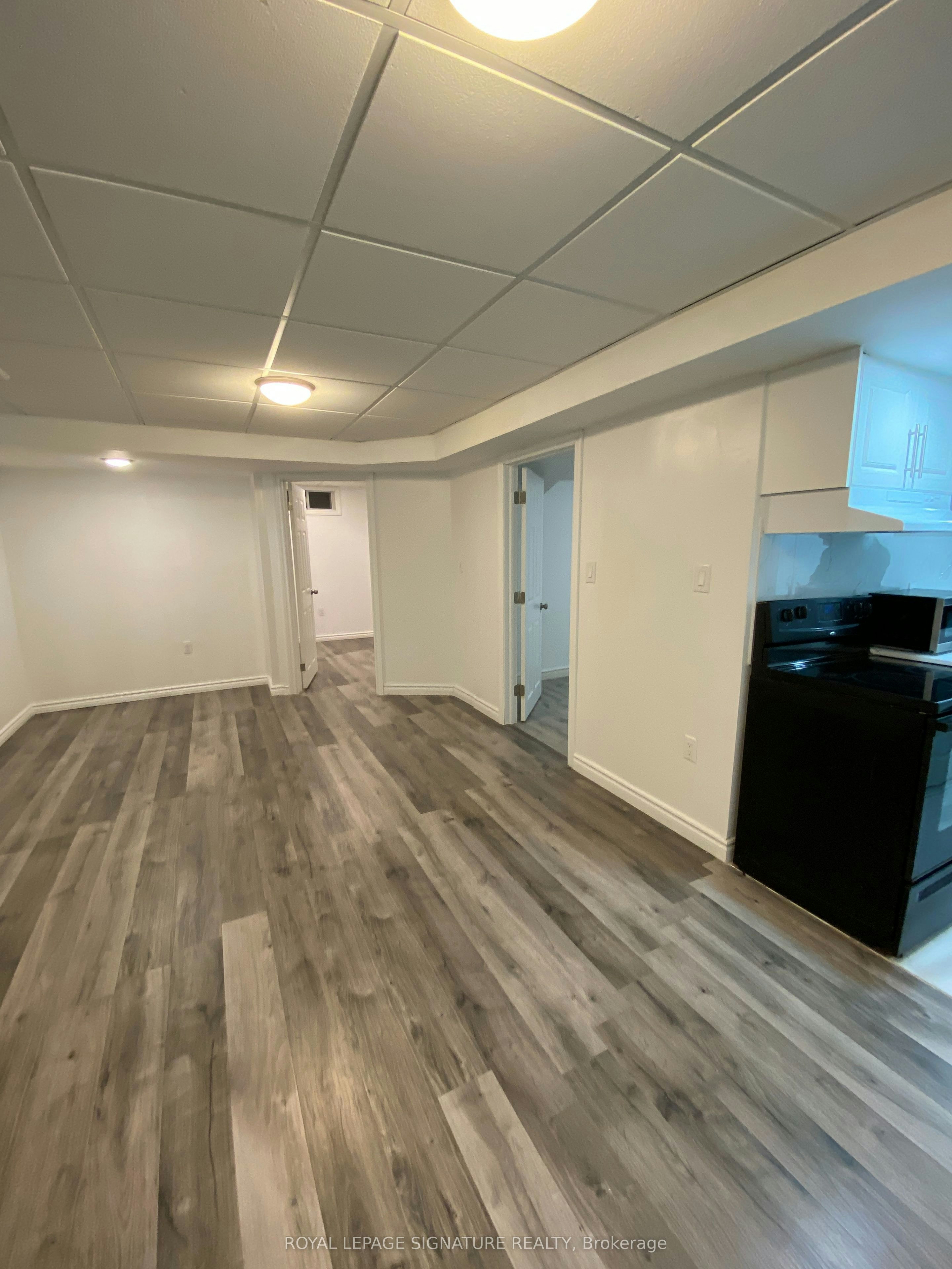 Lower Level-123 Mildenhall Place, Whitby, ON, L1M 0E4 - 5
