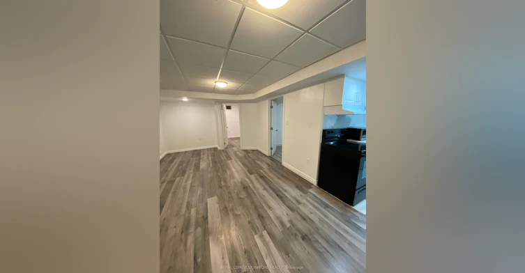 Lower Level-123 Mildenhall Place, Whitby, ON, L1M 0E4 - 5
