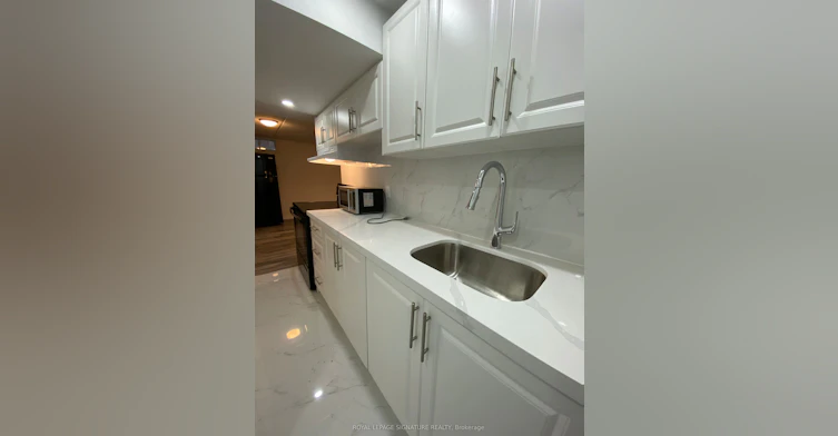 Lower Level-123 Mildenhall Place, Whitby, ON, L1M 0E4 - 3