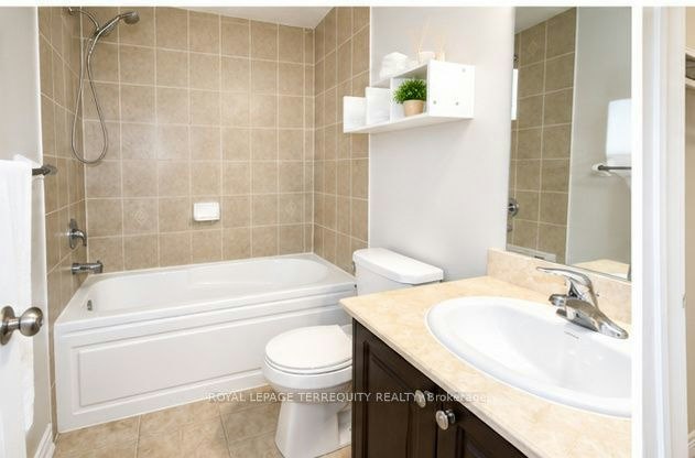 19 De Jong Street, Toronto, ON, M1P 0C1 - 13