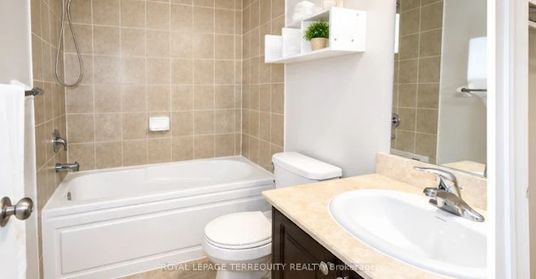 19 De Jong Street, Toronto, ON, M1P 0C1 - 13