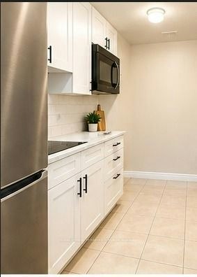 19 De Jong Street, Toronto, ON, M1P 0C1 - 23