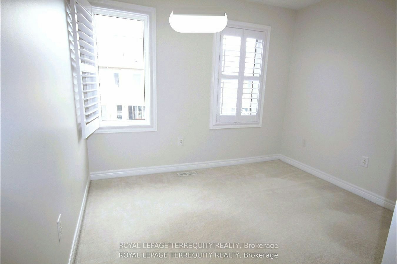 19 De Jong Street, Toronto, ON, M1P 0C1 - 14