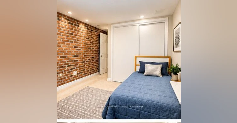 19 De Jong Street, Toronto, ON, M1P 0C1 - 26