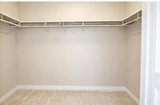 19 De Jong Street, Toronto, ON, M1P 0C1 - 11