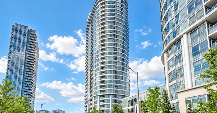 2013-181 Village Green Square, Toronto, ON, M1S 0L3