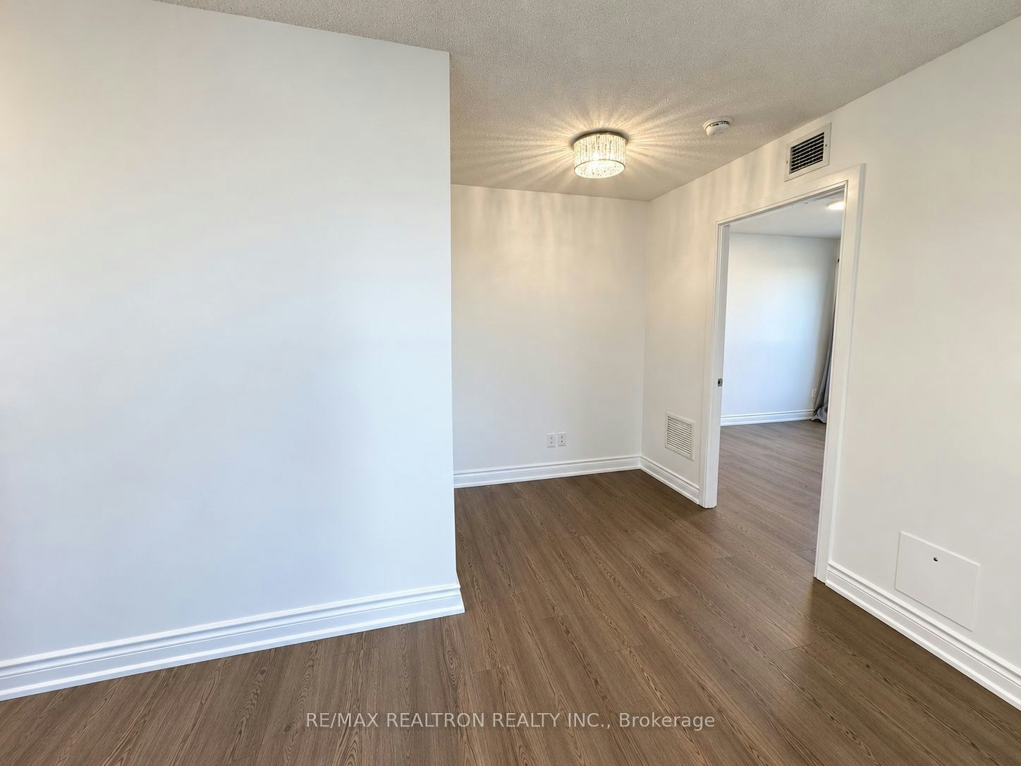 2013-181 Village Green Square, Toronto, ON, M1S 0L3 - 7