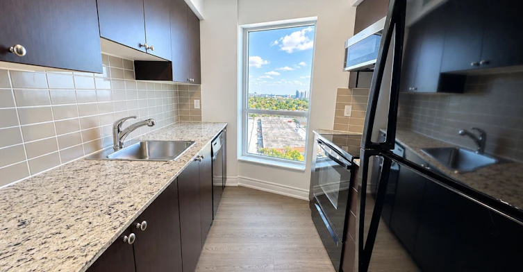 2013-181 Village Green Square, Toronto, ON, M1S 0L3 - 8