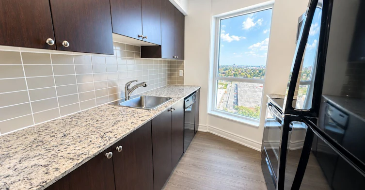 2013-181 Village Green Square, Toronto, ON, M1S 0L3 - 9