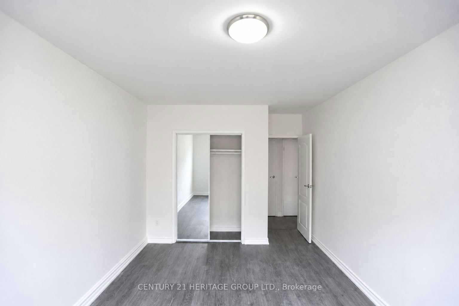 211-3101 Eglinton Avenue E, Toronto, ON, M1J 2G4 - 13