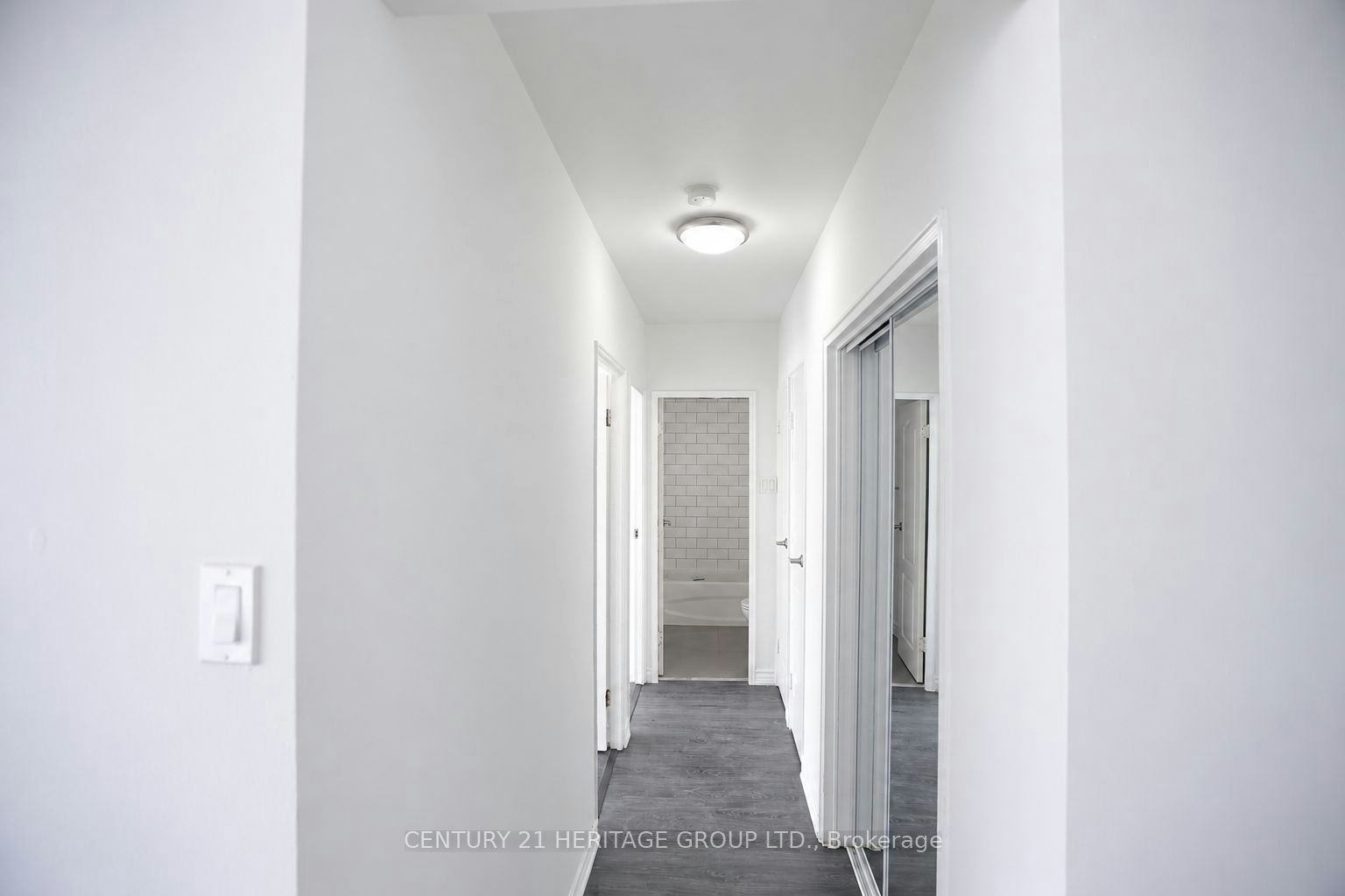 211-3101 Eglinton Avenue E, Toronto, ON, M1J 2G4 - 10