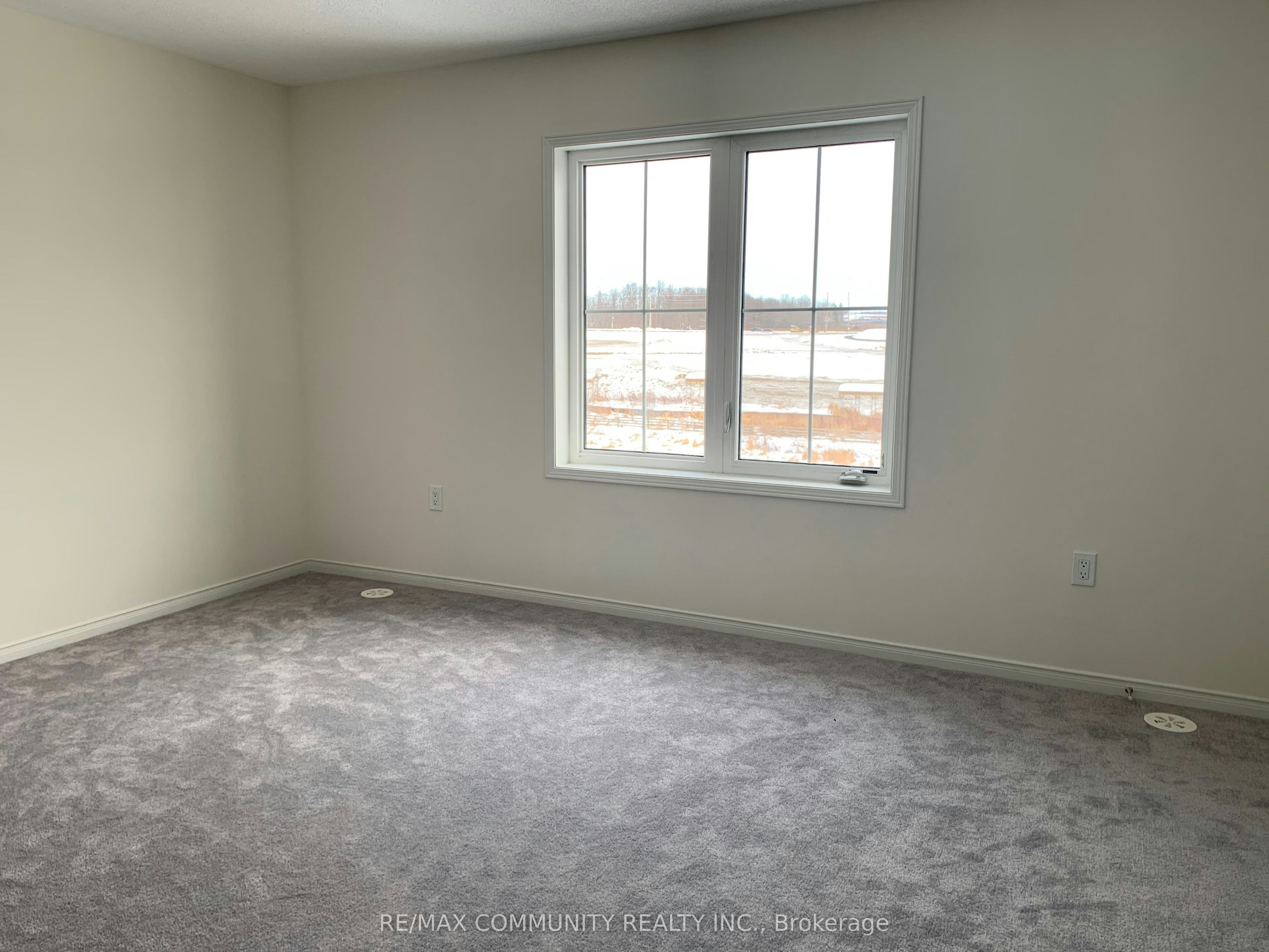 2613 Deputy Minister Path Avenue, Oshawa, ON, L1L 0M7 - 12