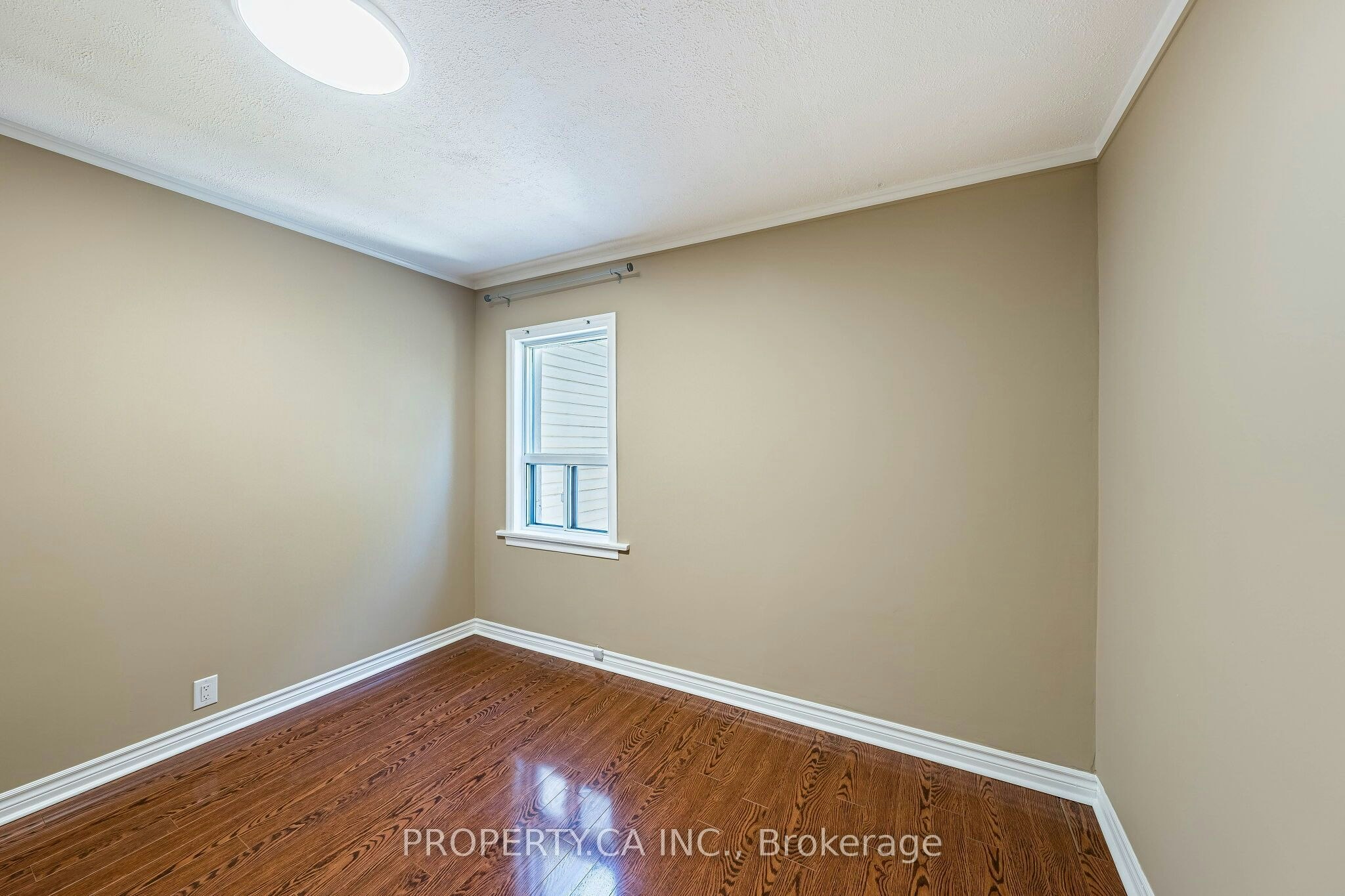 32 Frankdale Avenue, Toronto, ON, M4J 3Z9 - 33