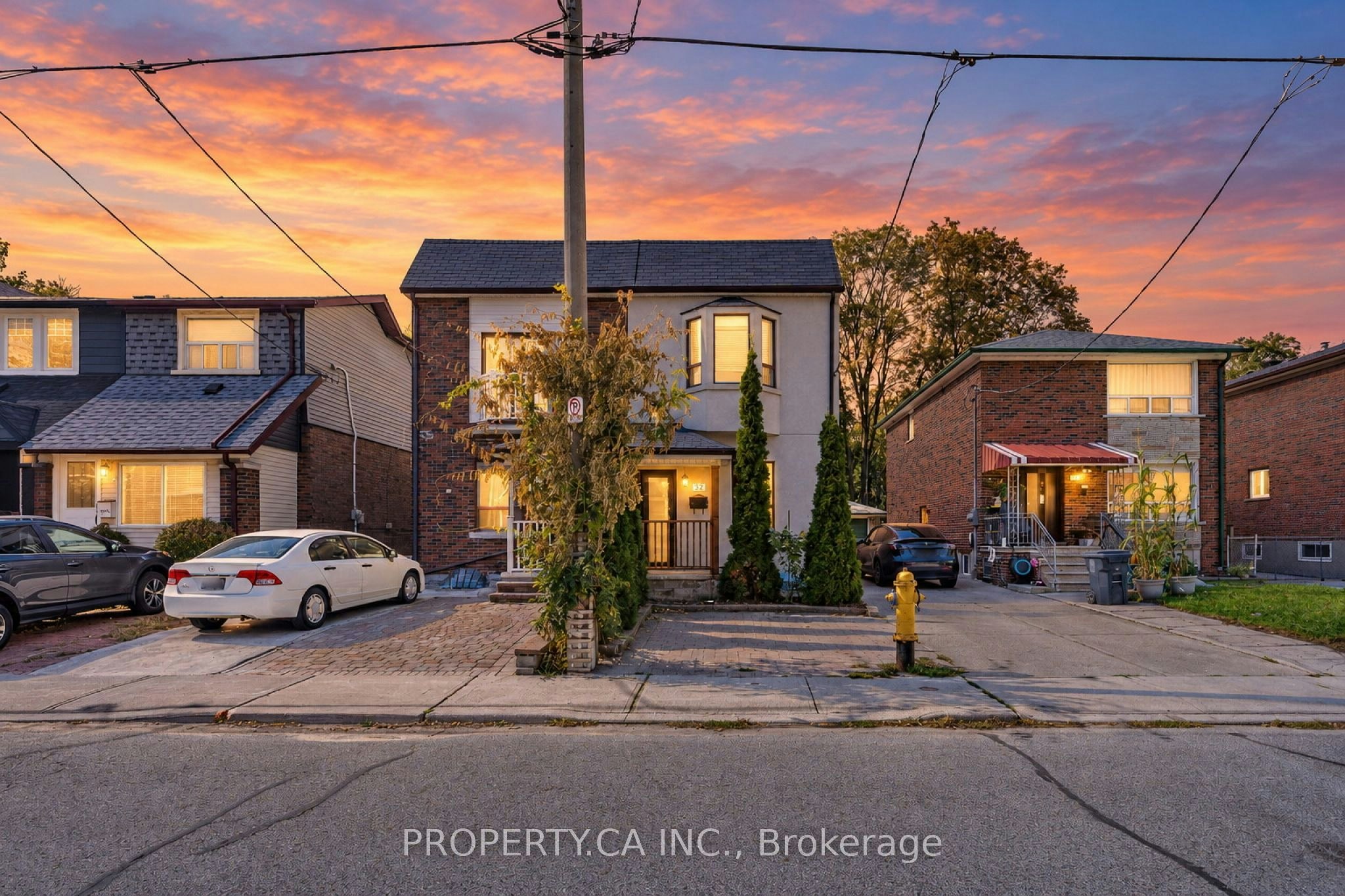 32 Frankdale Avenue, Toronto, ON, M4J 3Z9 - 2