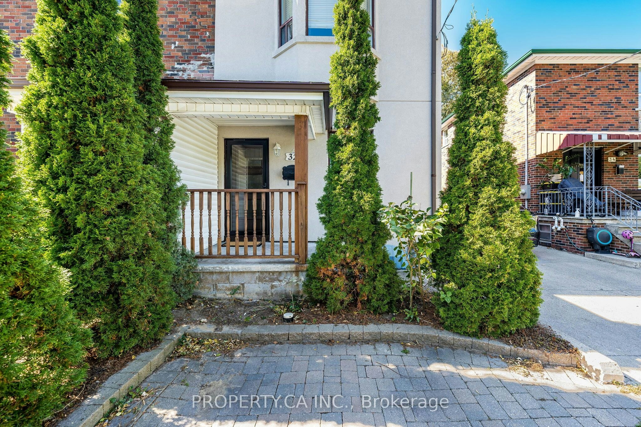 32 Frankdale Avenue, Toronto, ON, M4J 3Z9 - 6