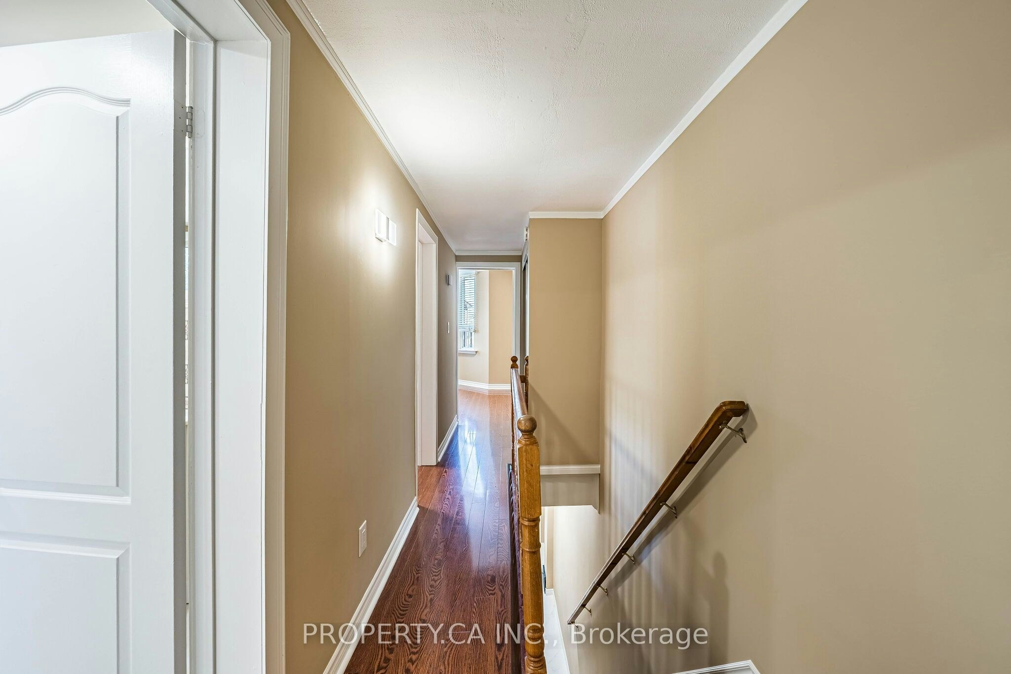 32 Frankdale Avenue, Toronto, ON, M4J 3Z9 - 26