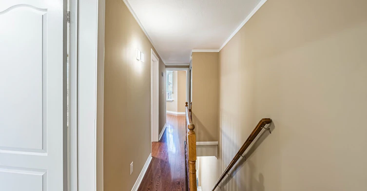 32 Frankdale Avenue, Toronto, ON, M4J 3Z9 - 26