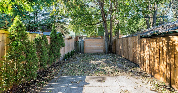 32 Frankdale Avenue, Toronto, ON, M4J 3Z9 - 39