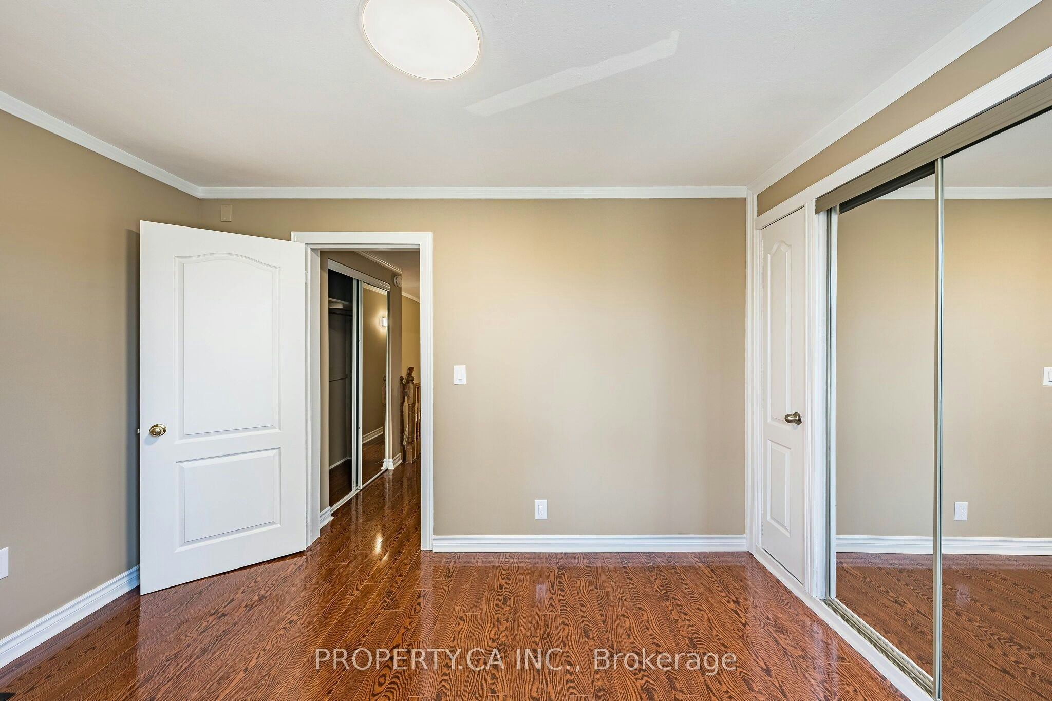 32 Frankdale Avenue, Toronto, ON, M4J 3Z9 - 29