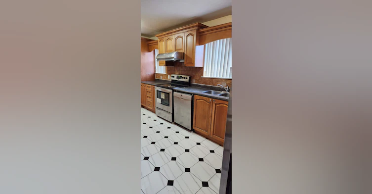 27 Par Avenue, Toronto, ON, M1G 2G5 - 9