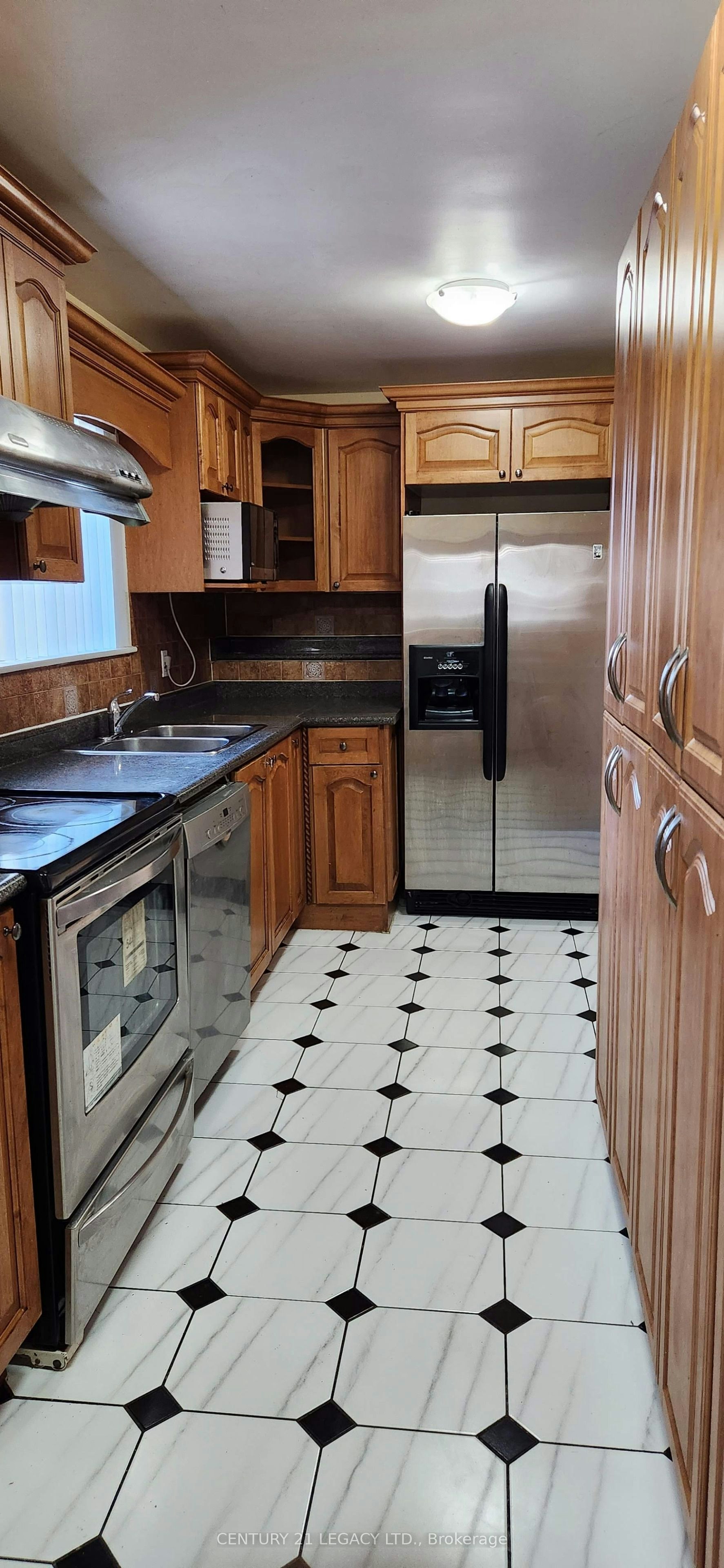 27 Par Avenue, Toronto, ON, M1G 2G5 - 8