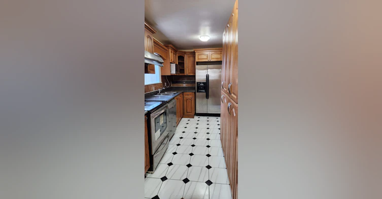 27 Par Avenue, Toronto, ON, M1G 2G5 - 8