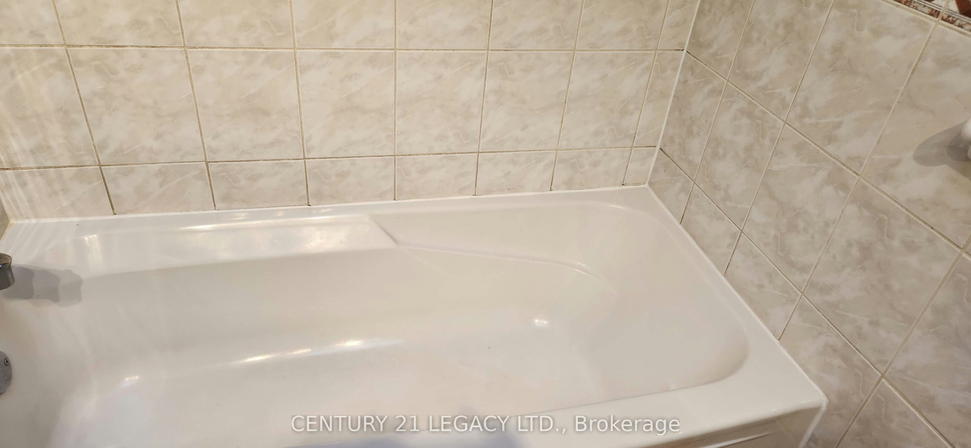 27 Par Avenue, Toronto, ON, M1G 2G5 - 22
