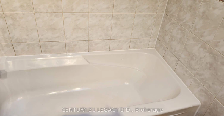 27 Par Avenue, Toronto, ON, M1G 2G5 - 22