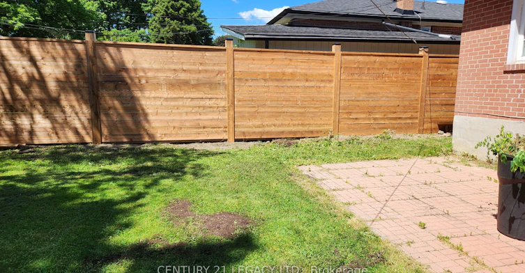 27 Par Avenue, Toronto, ON, M1G 2G5 - 5