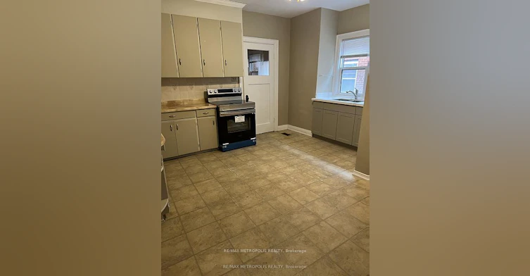 329 Ritson Road S, Oshawa, ON, L1H 5J3 - 7