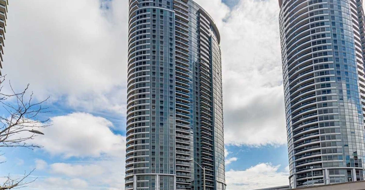 1315-135 Village Green Square, Toronto, ON, M1S 0G4