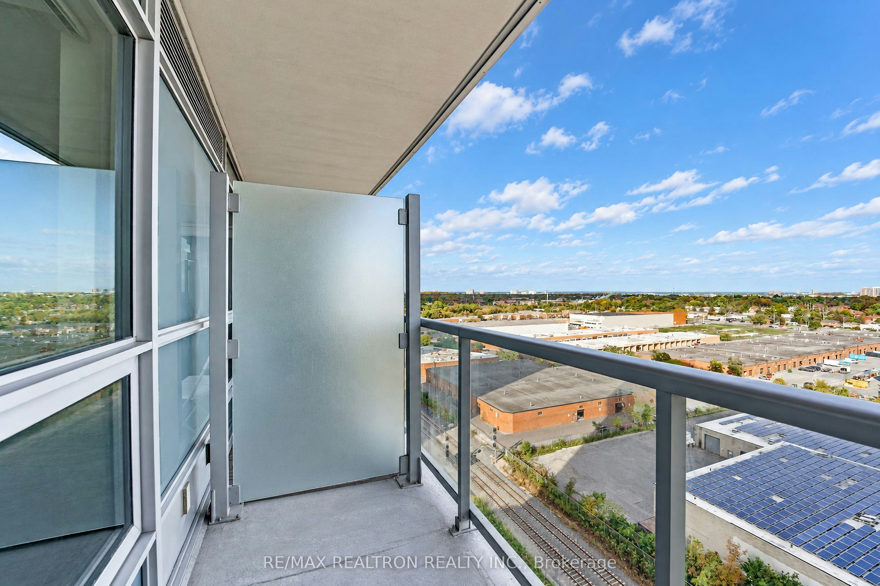 1315-135 Village Green Square, Toronto, ON, M1S 0G4 - 17