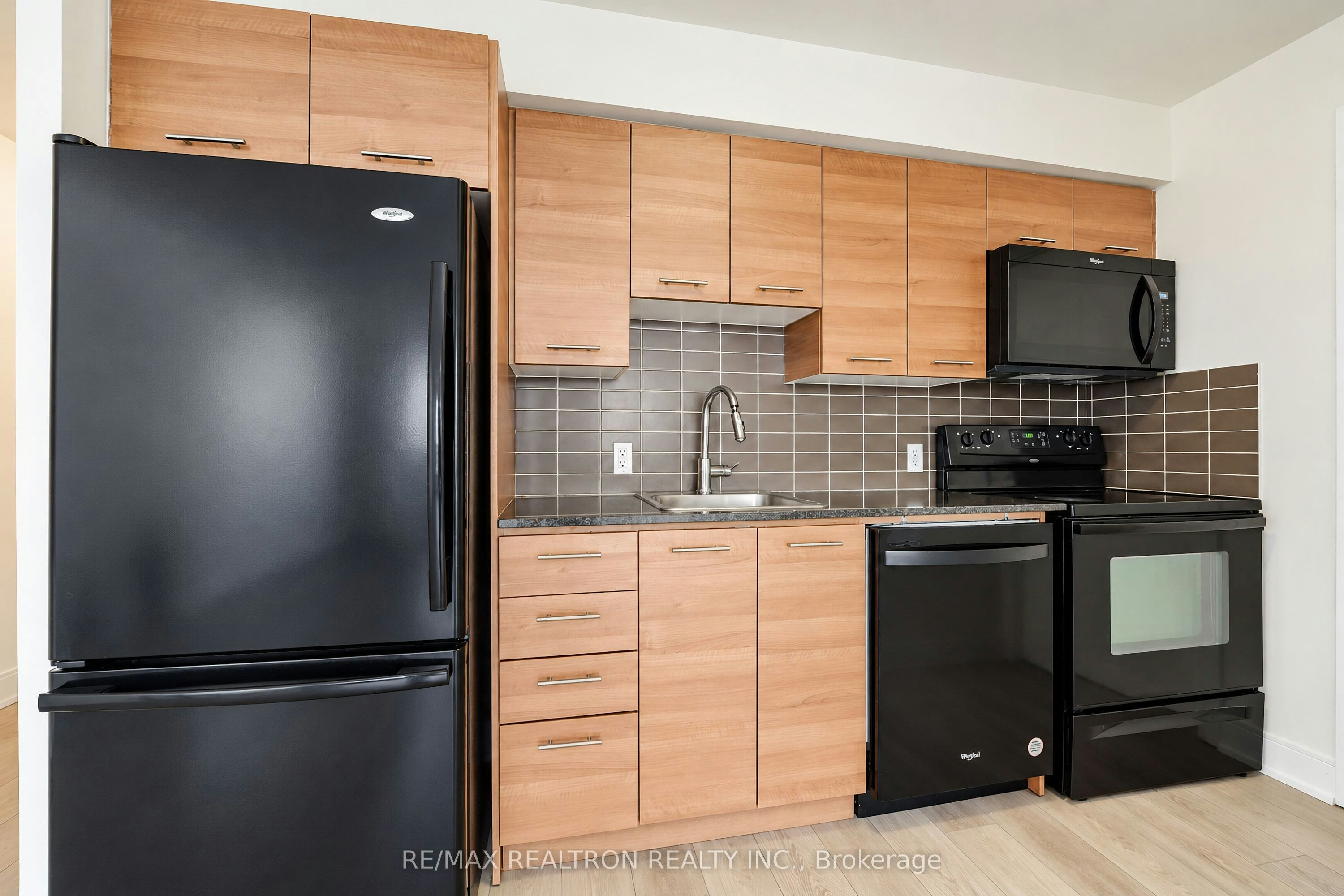 1315-135 Village Green Square, Toronto, ON, M1S 0G4 - 8