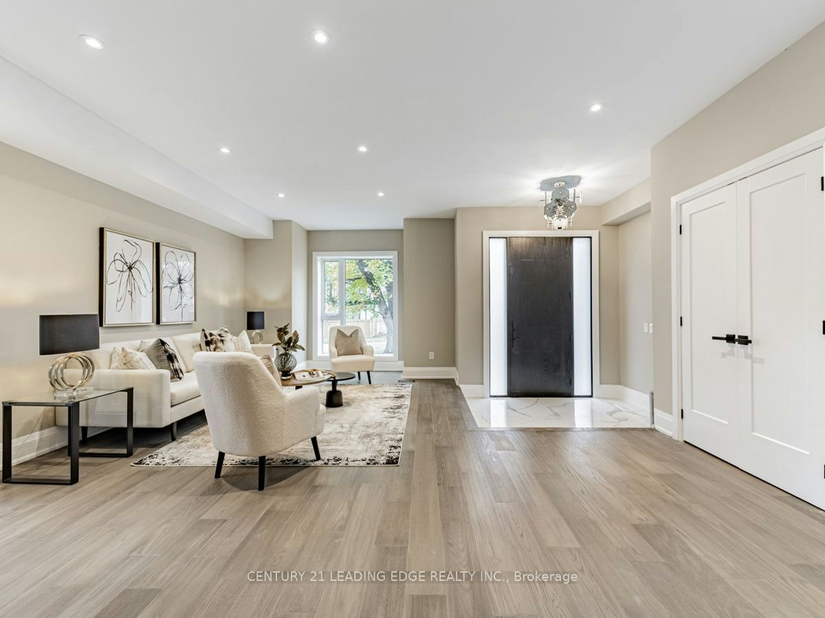 19 Donalda Crescent, Toronto, ON, M1S 1N5 - 5