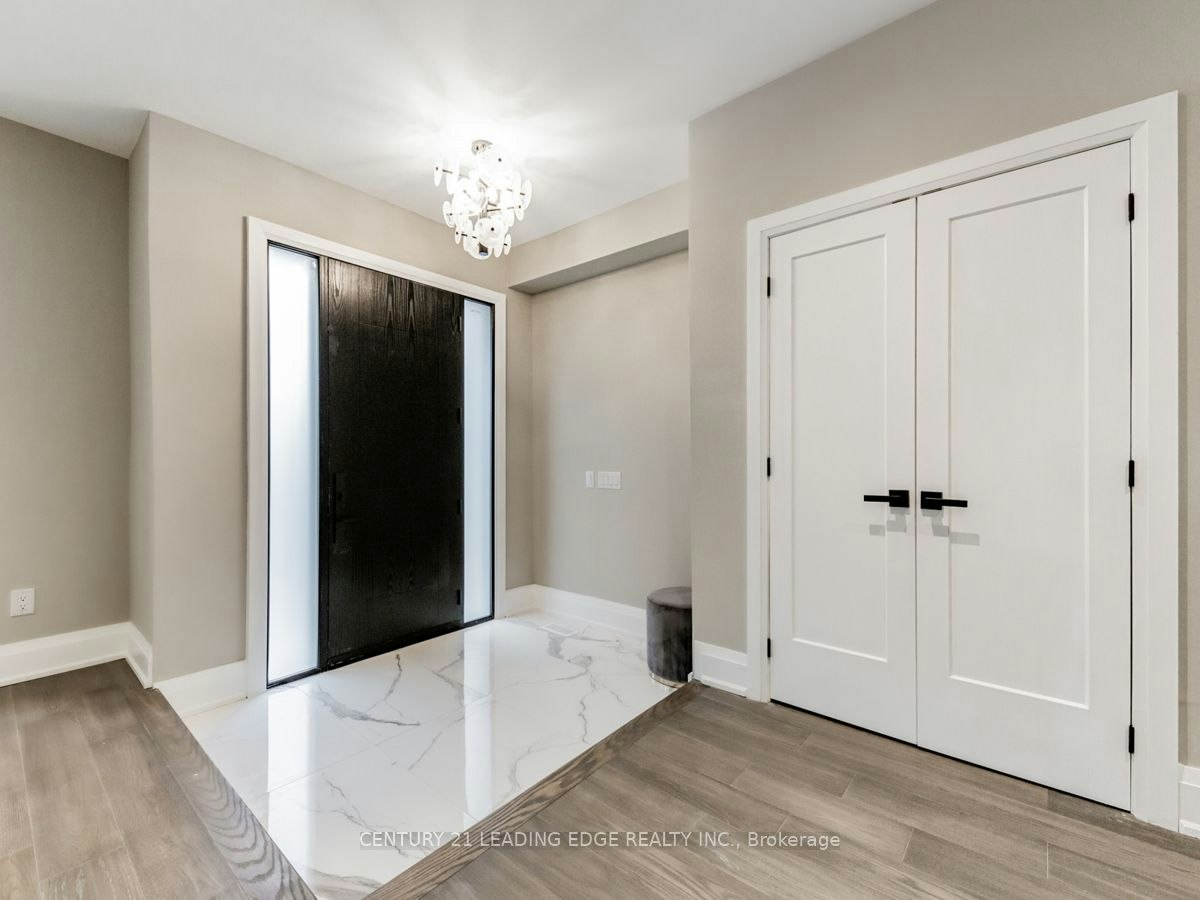 19 Donalda Crescent, Toronto, ON, M1S 1N5 - 4
