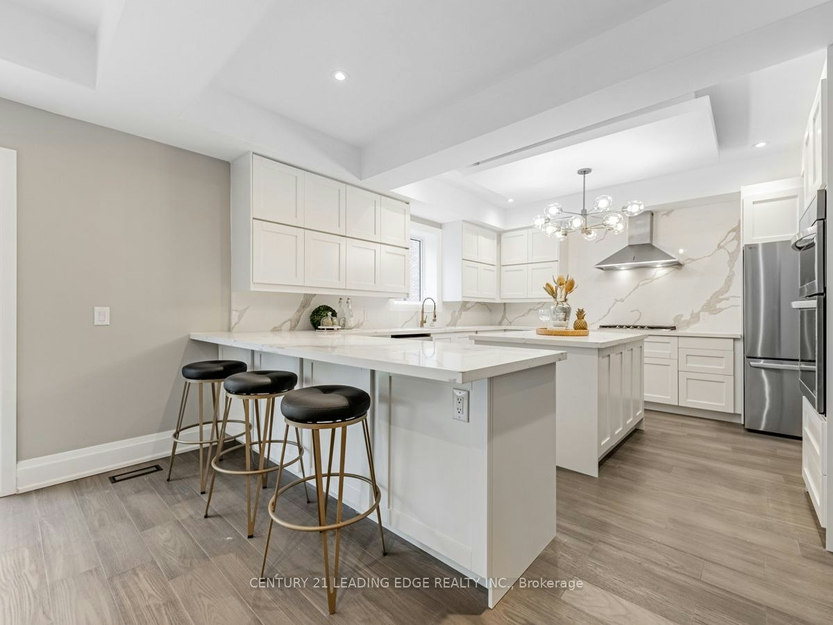 19 Donalda Crescent, Toronto, ON, M1S 1N5 - 12