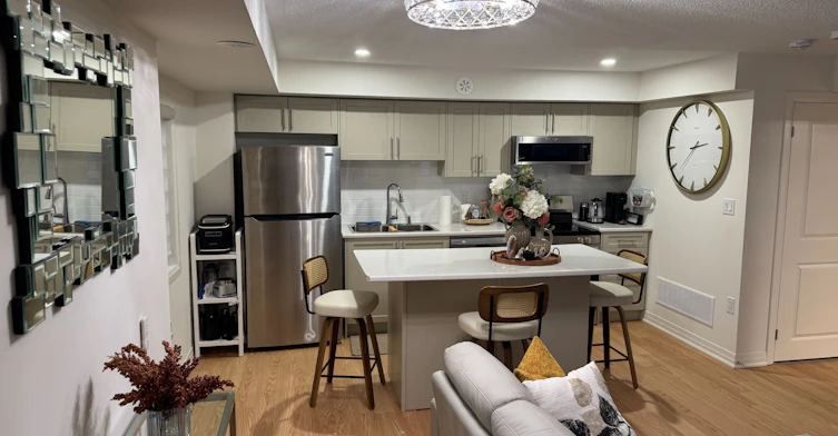10A Lookout Drive, Clarington, ON, L1C 7E9 - 2