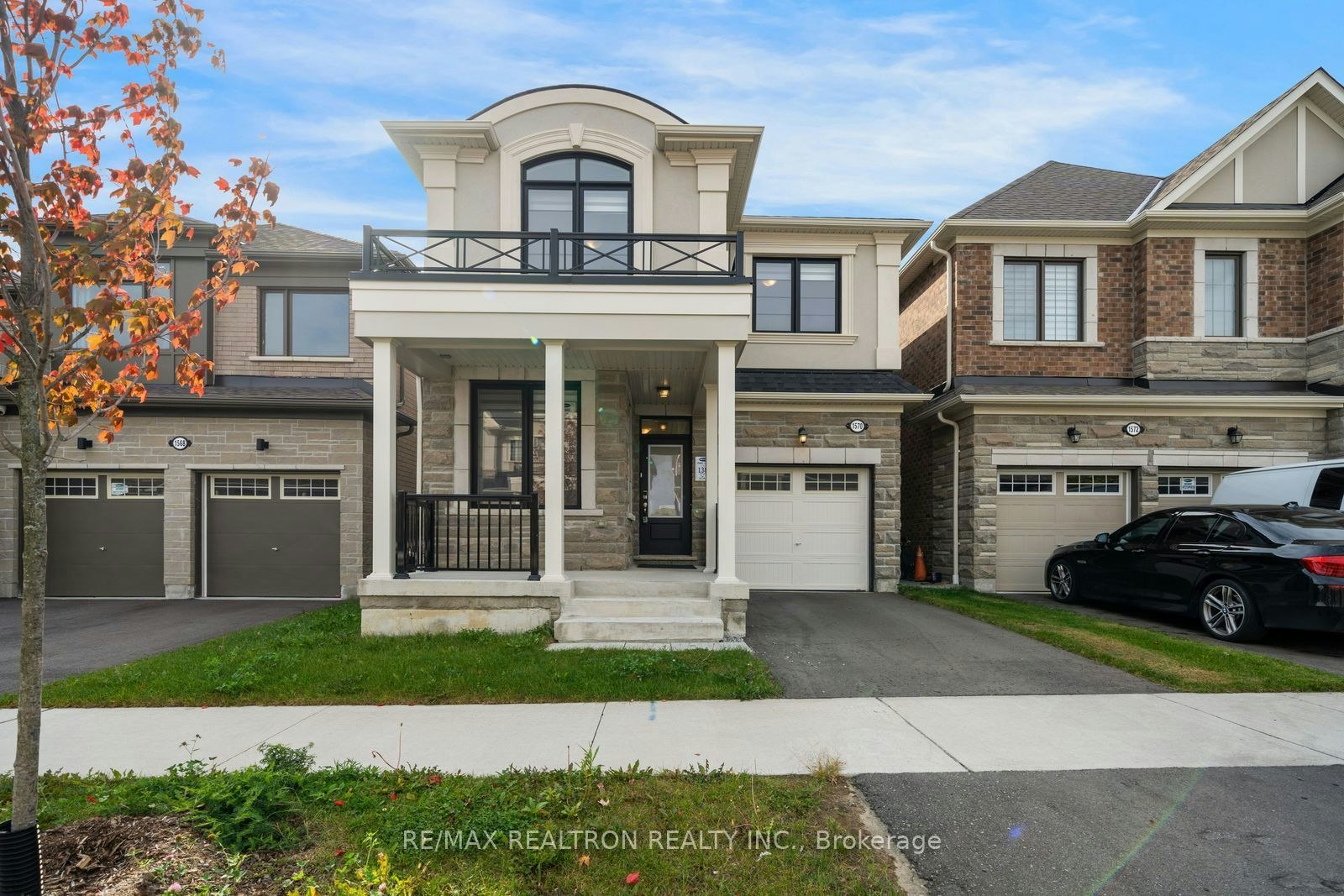 1570 Scarlett Trail, Pickering, ON, L1Z 0N9