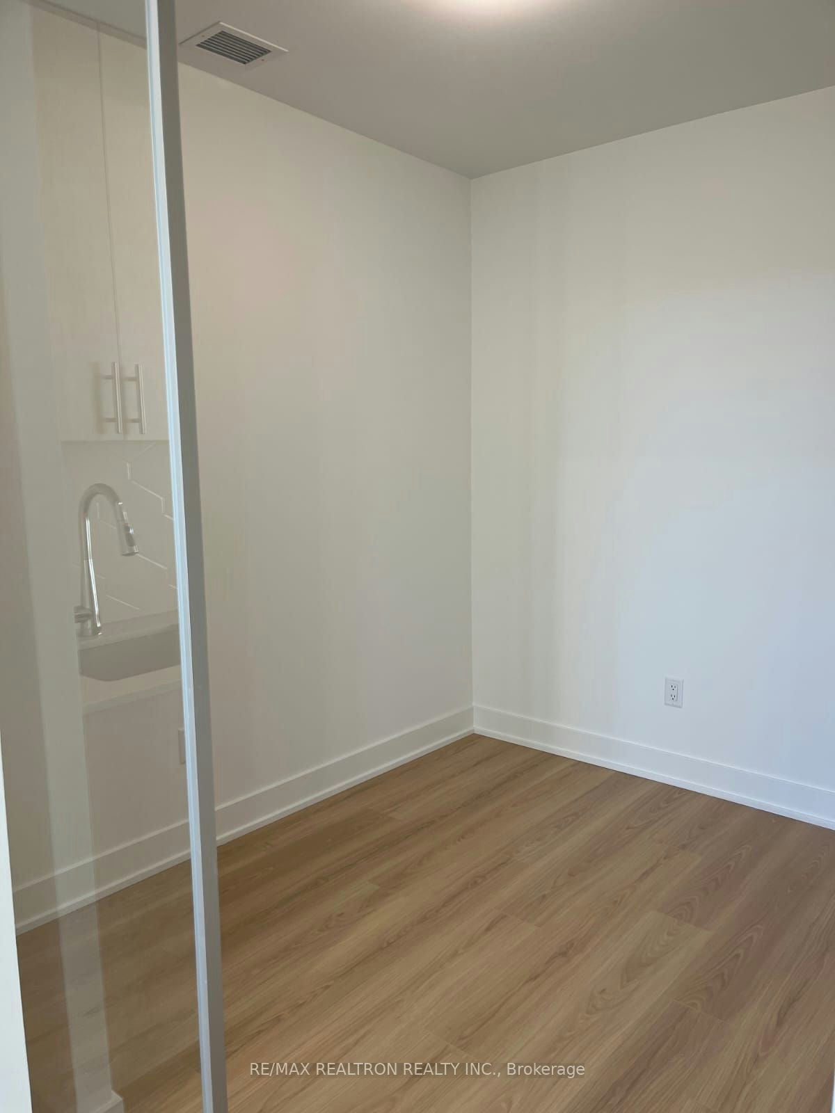 305-2545 Simcoe Street N, Oshawa, ON, L1L 0W3 - 7
