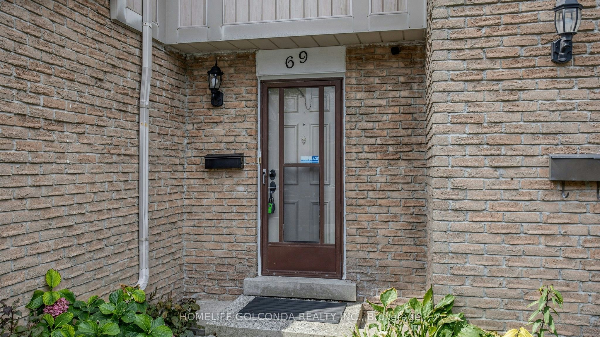 69-1290 Bridletowne Circle, Toronto, ON, M1W 2V4 - 2